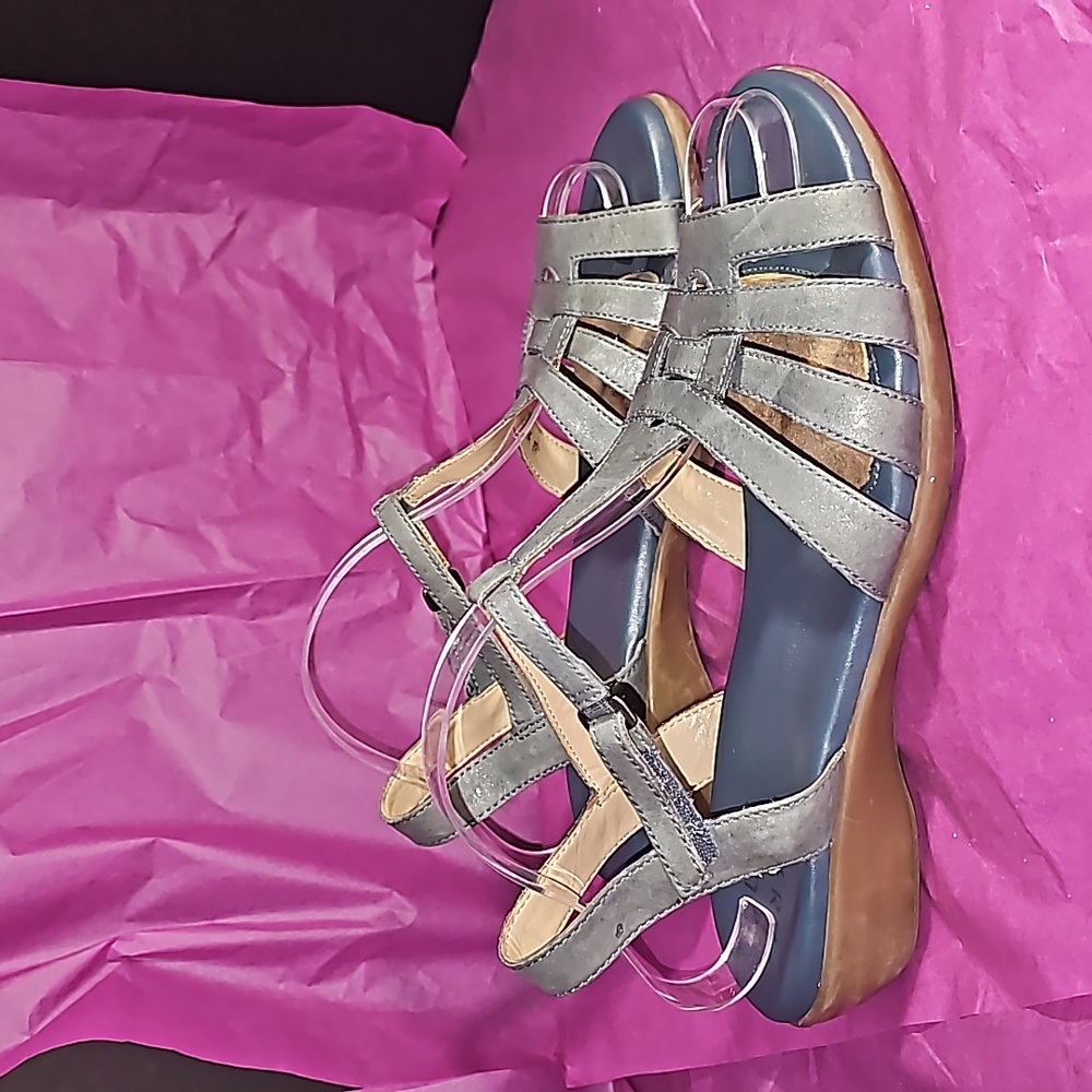 Naturalizer Nanci Blue Metallic Strappy Sandals w/ Adjustable ankle Strap 10N